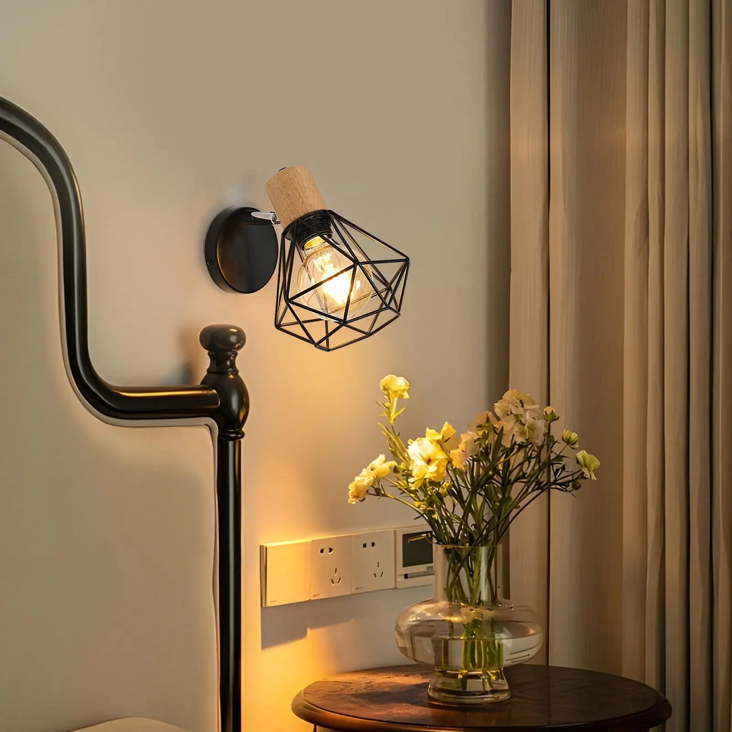 Lampe Murale Cage Design